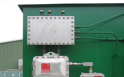 Chemical storage container for intrinsic